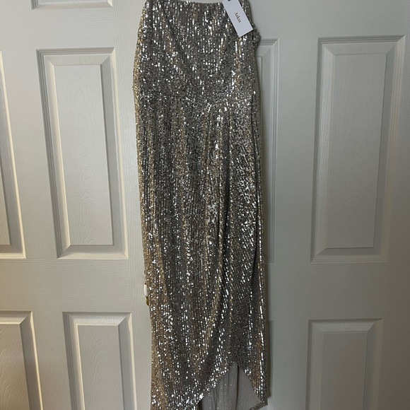 🩶✨SEQUINED PARTY DRESS!✨🩶 - Picture 2 of 4